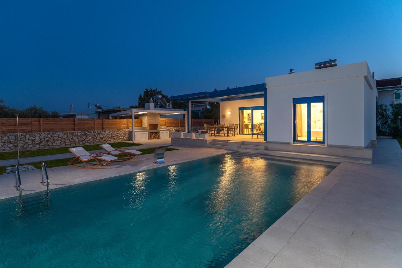 Serenity Villas 科林比亚 外观 照片