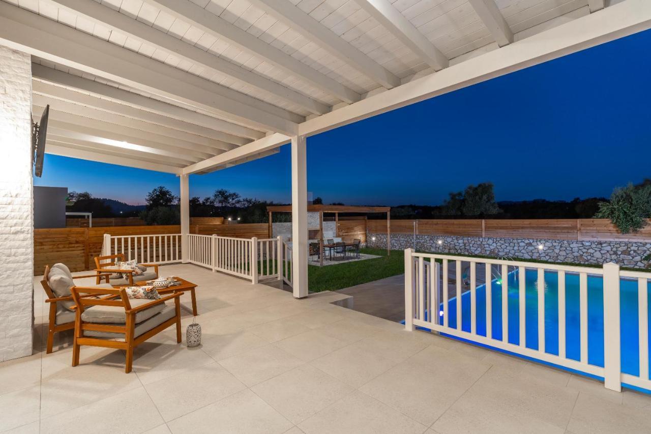 Serenity Villas 科林比亚 外观 照片