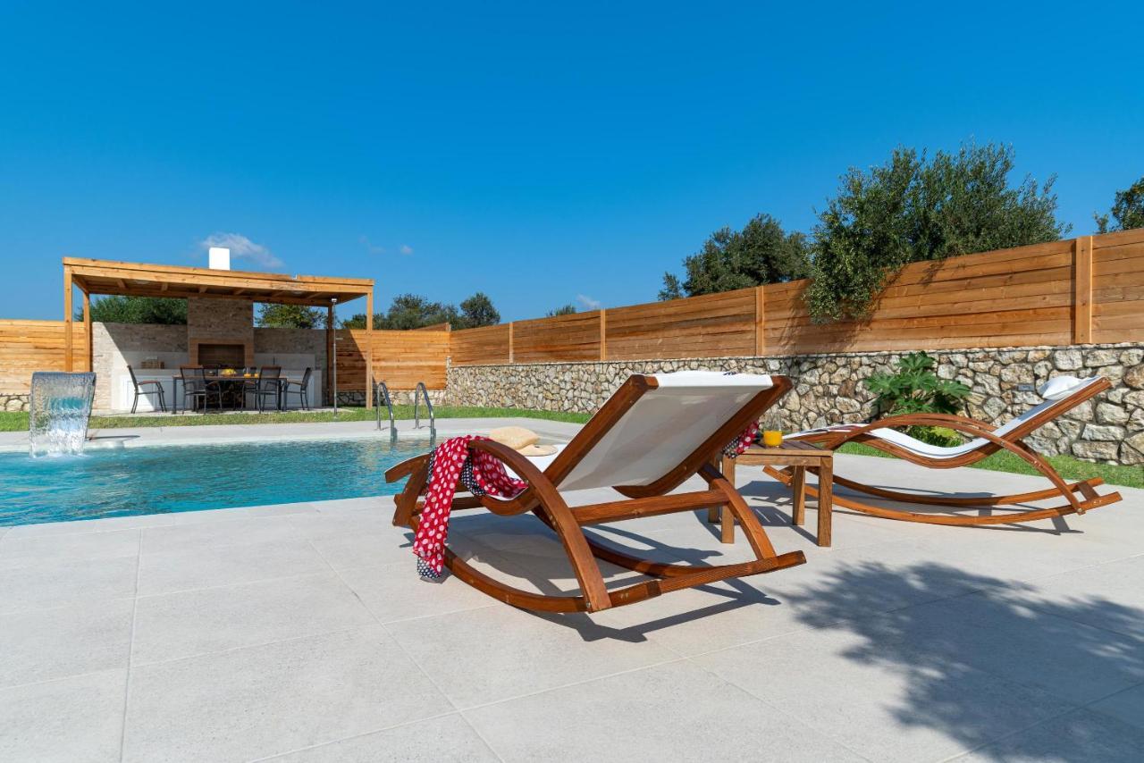 Serenity Villas 科林比亚 外观 照片