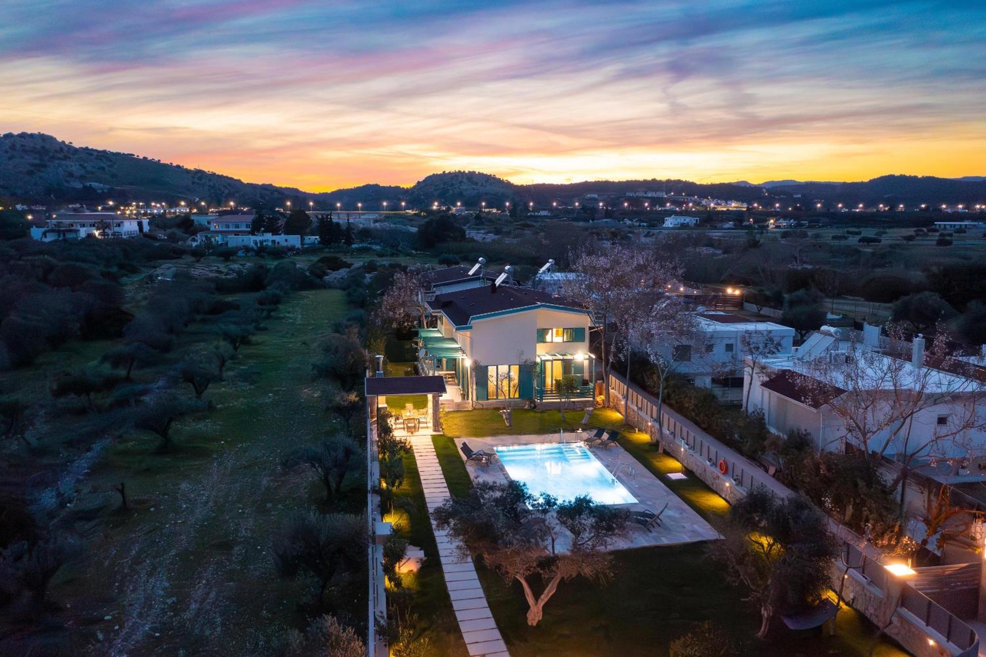 Serenity Villas 科林比亚 外观 照片
